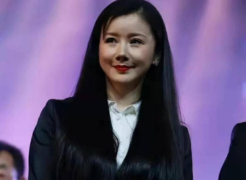 整容整毁的女明星对比照,整容失败女明星今昔对比