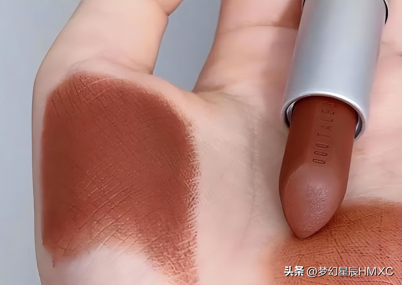 国货口红口碑最好的前十名排行榜,今年最流行的口红颜色显白气质