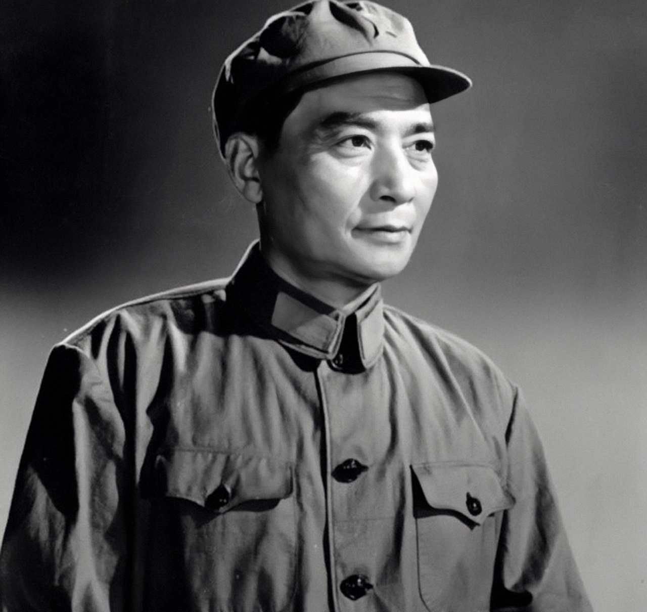 明明五大三粗，偏有“千娇百媚”的名字，这些演员会“骗人”