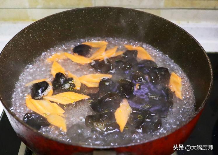 病后身体虚吃什么食物好,阳了好后身体虚多汗吃什么食物