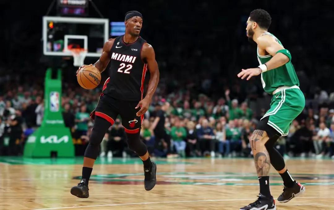 老詹为什么不突破,老詹身边的控卫