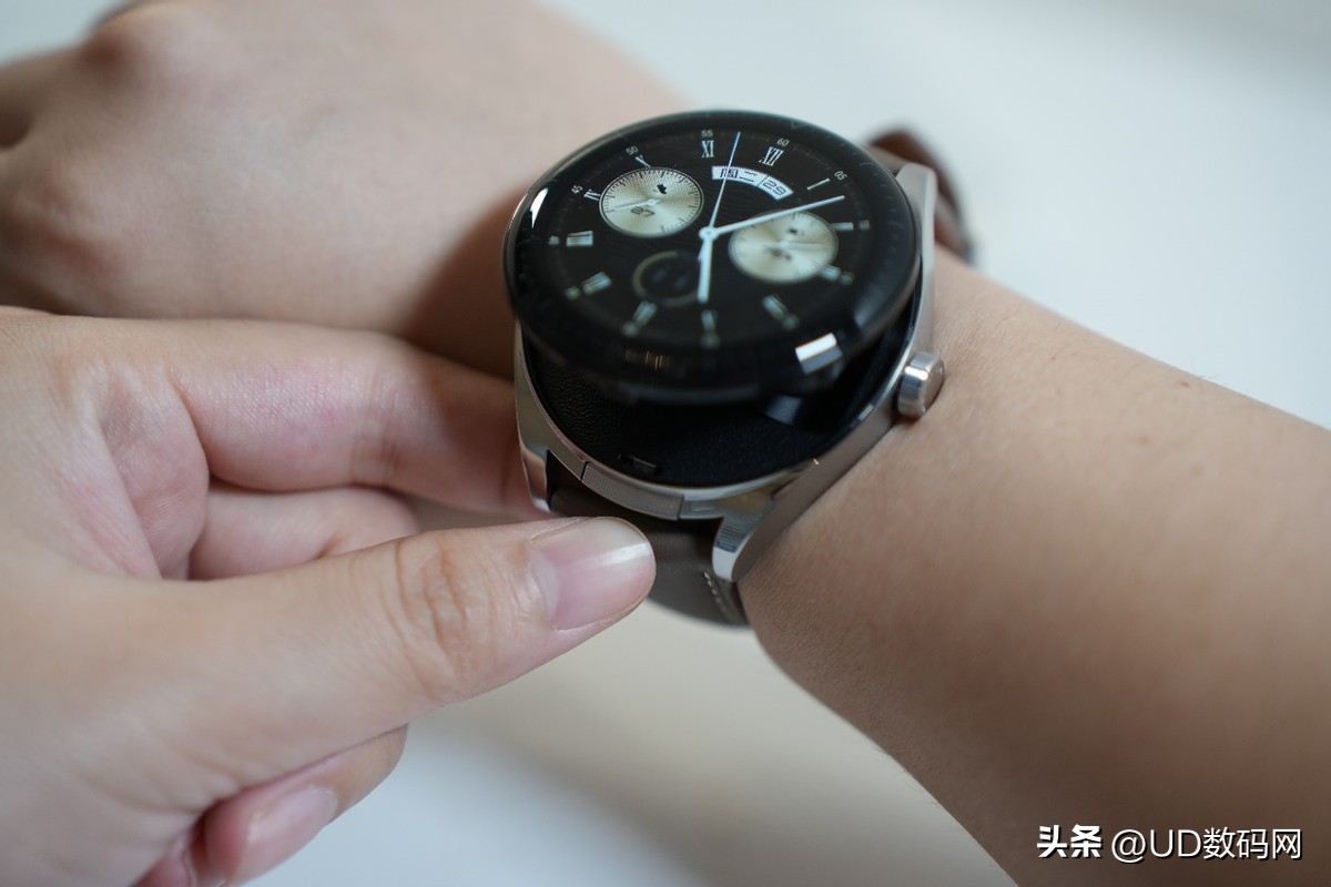 华为手表watchbuds评测,华为watchbuds手表测评