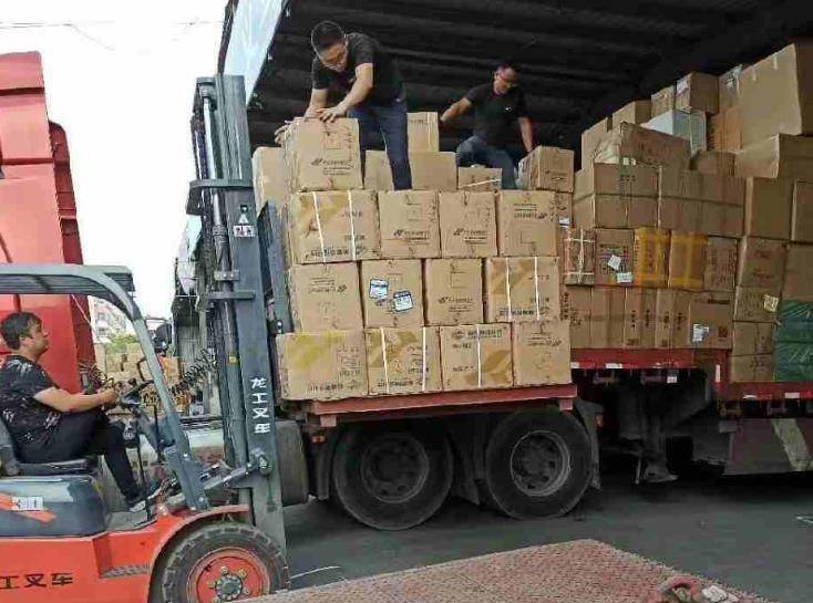 招工50-60岁急招物流装卸工,好的货运装卸工招聘信息