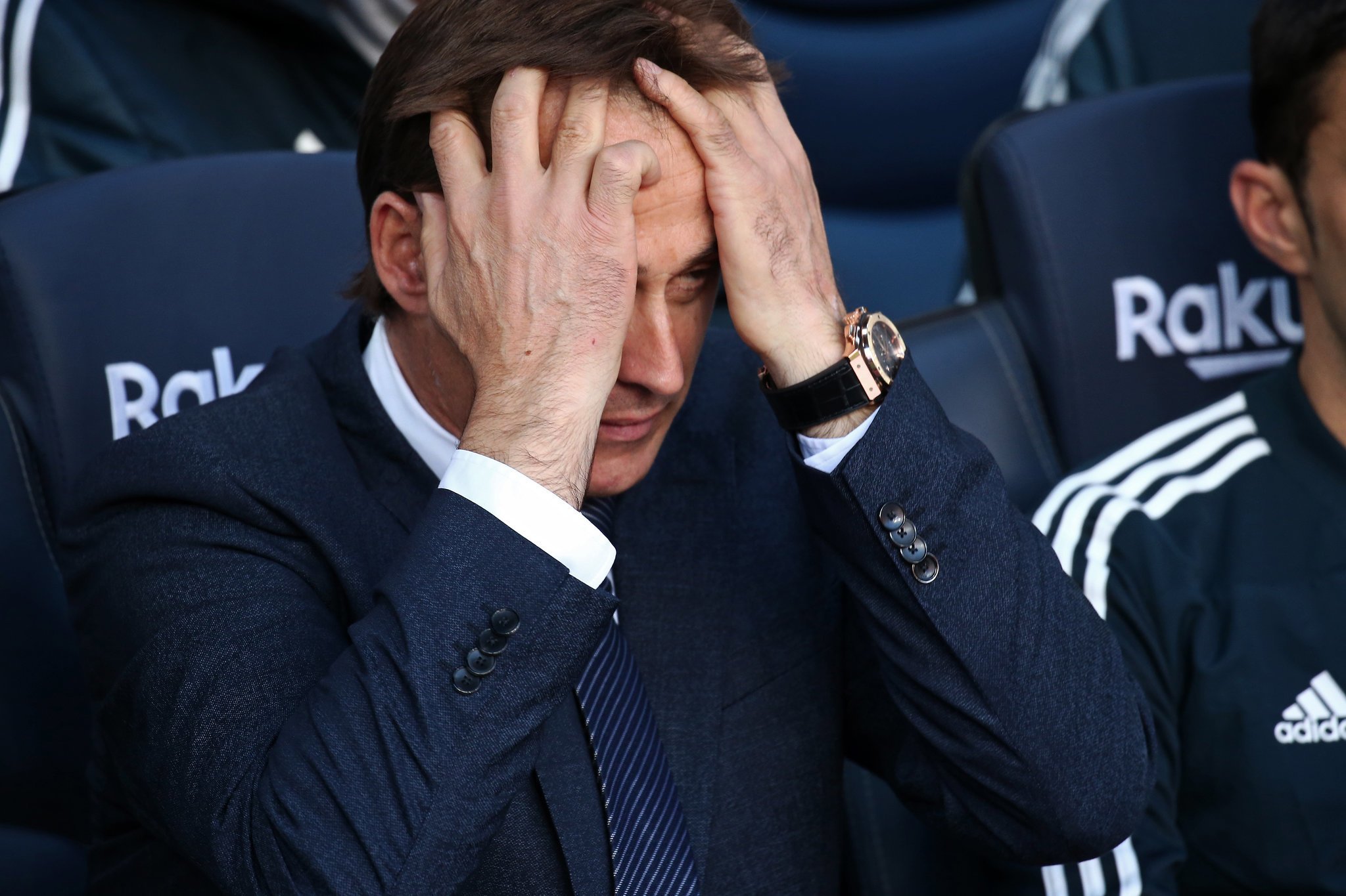 穆里尼奥执教皇马的阵型,皇马历任主教练拉莫斯