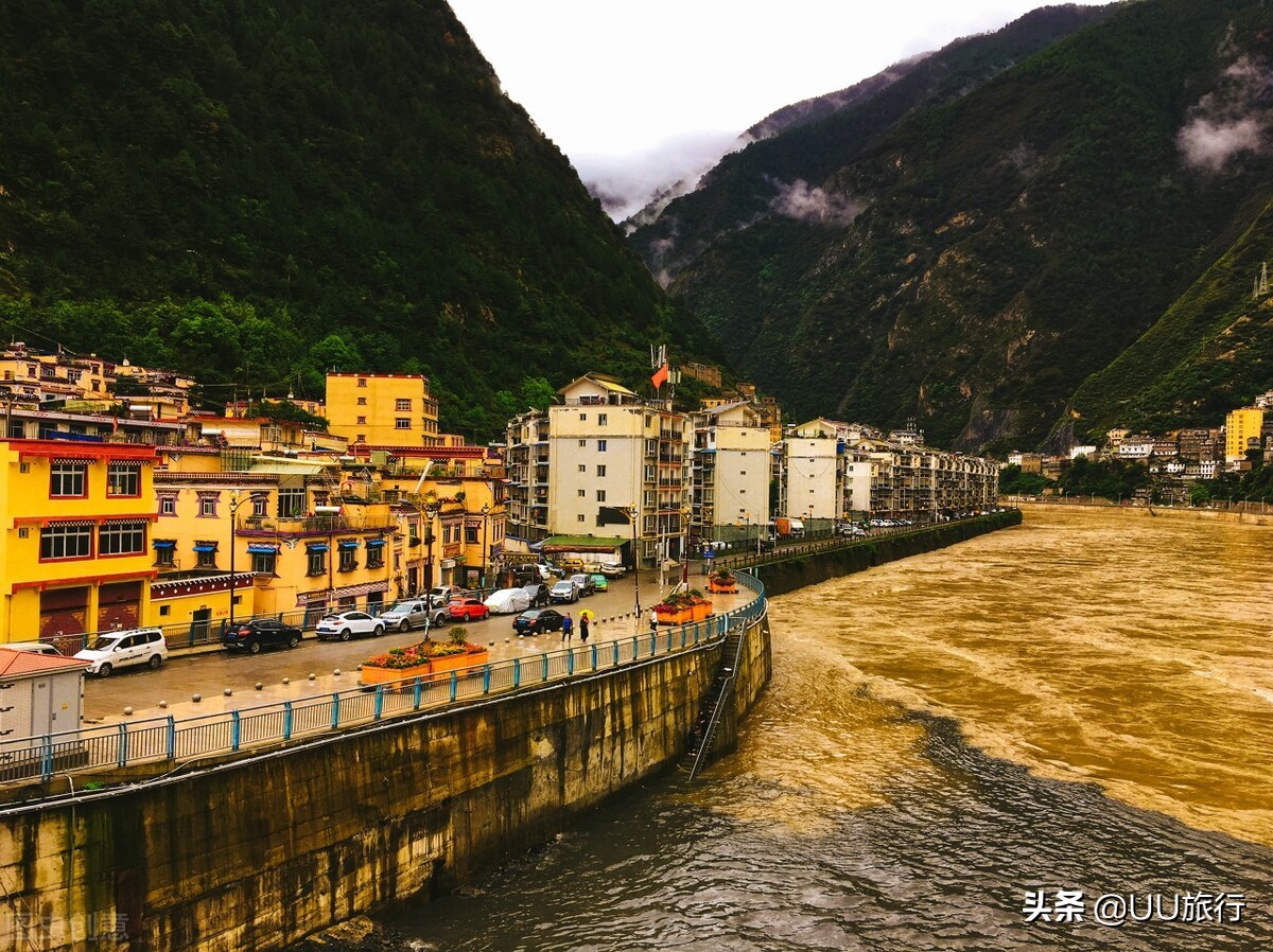 第一次318去西藏自己开车还是包车,318川藏线住宿攻略纯干货简单易懂