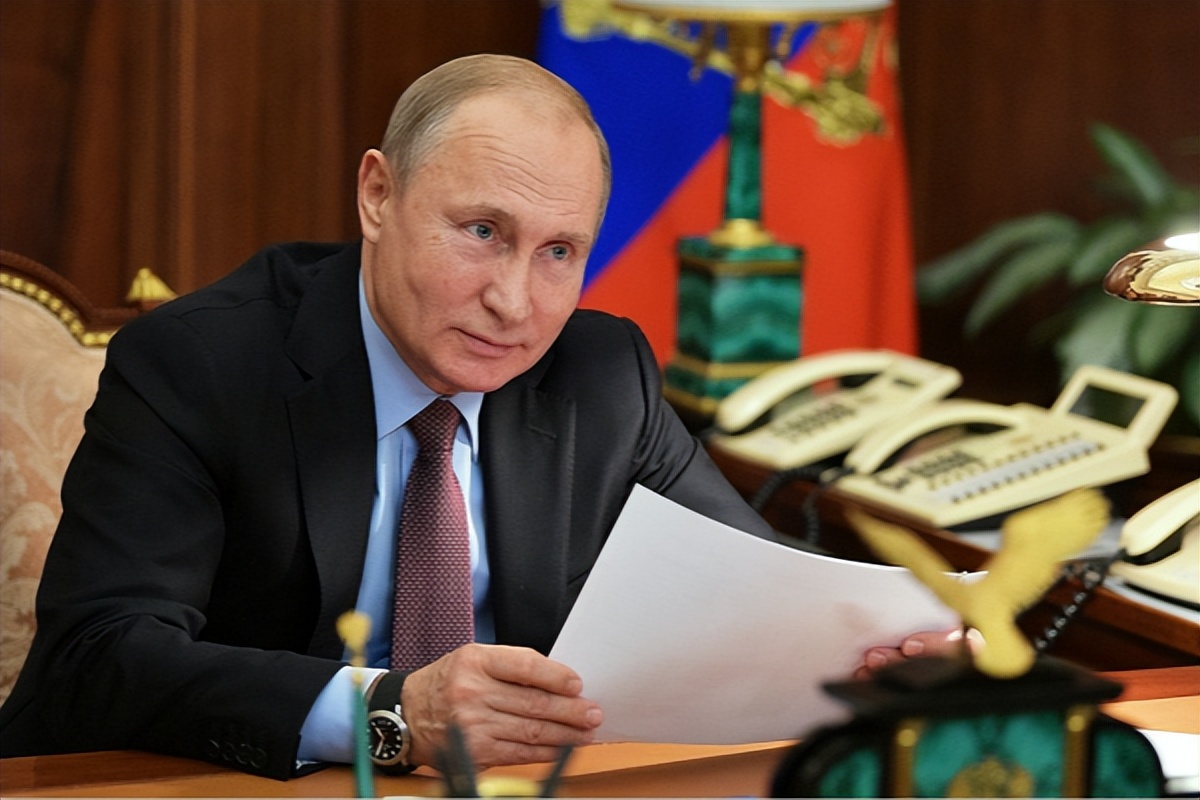 普京给世界的问答题！乌克兰加入欧盟速度快，还是俄军坦克推进快