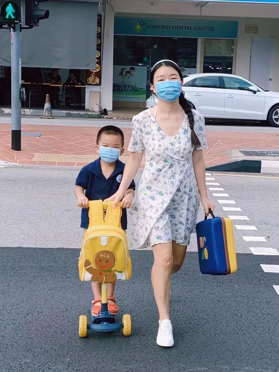 这次疫情带孩子去国外留学,因为疫情导致儿子没能回澳洲留学