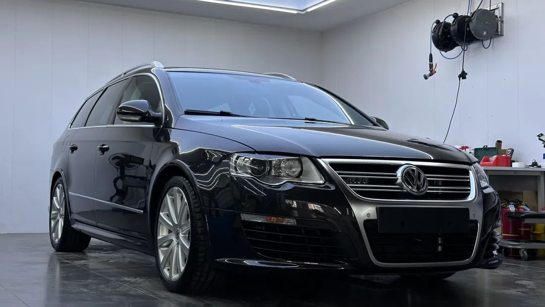 r36翻新改造全过程,大众r36这么老的车怎么还卖这么贵