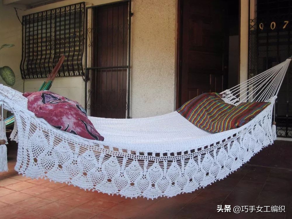 别再只会钩床罩，钩一张这样的吊床简直好用到你不信