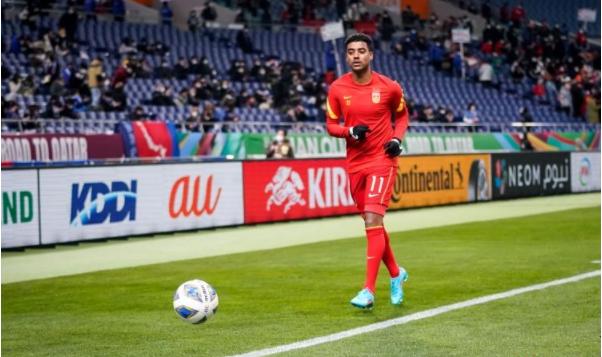 博主：有网友已经发起解散中国足协、中国男足联署*愿请**