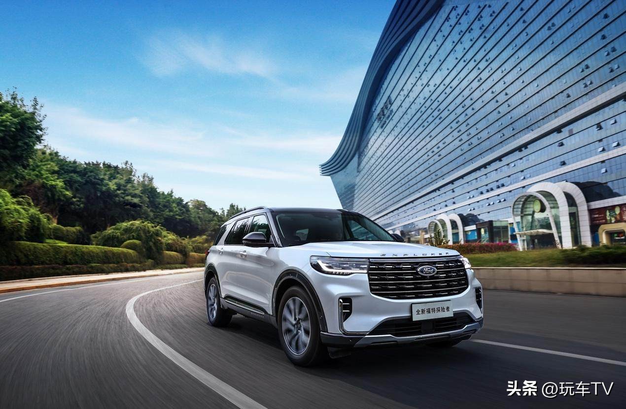 宝马x7和汉兰达三排哪个大,新款大汉兰达长宽高