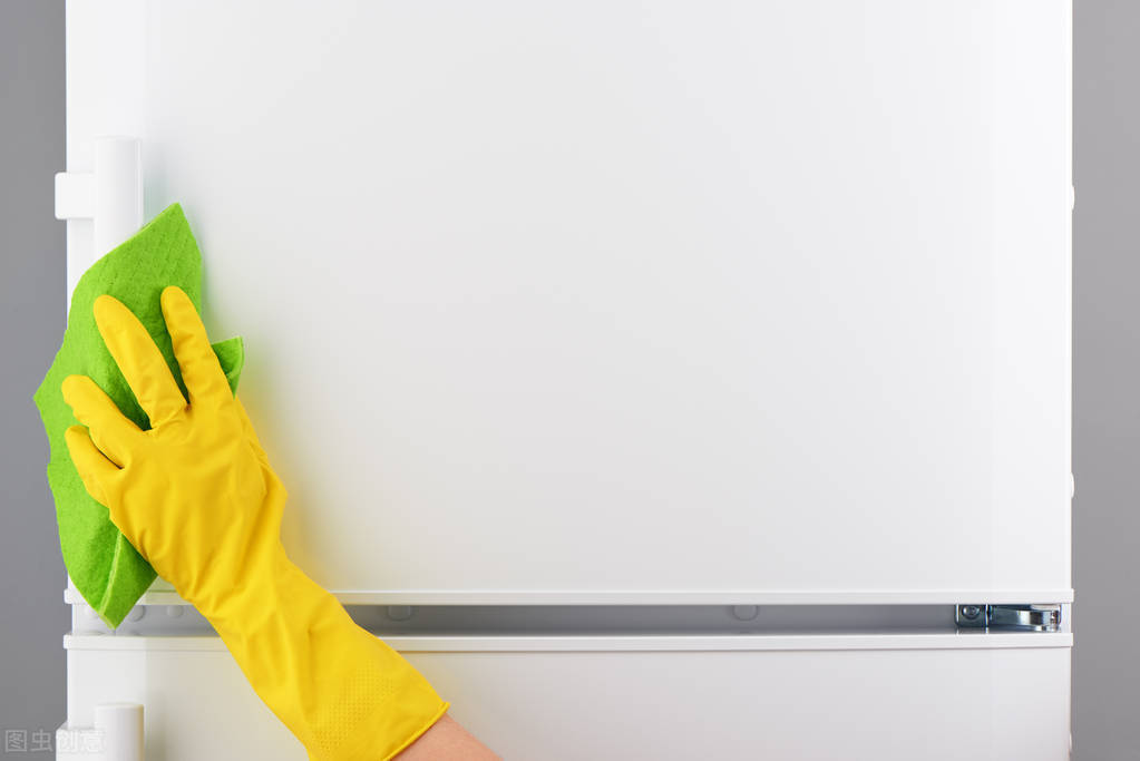 冰箱太脏了怎么洗才干净,冰箱脏了该怎么擦洗