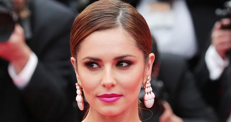 在电视直播上放屁的名人