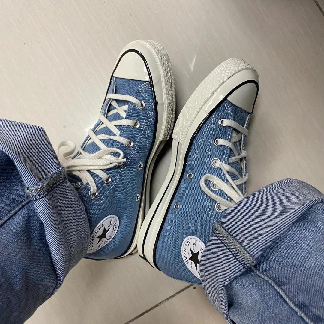 国外运动品牌和国内运动品牌一个价，你买哪个？