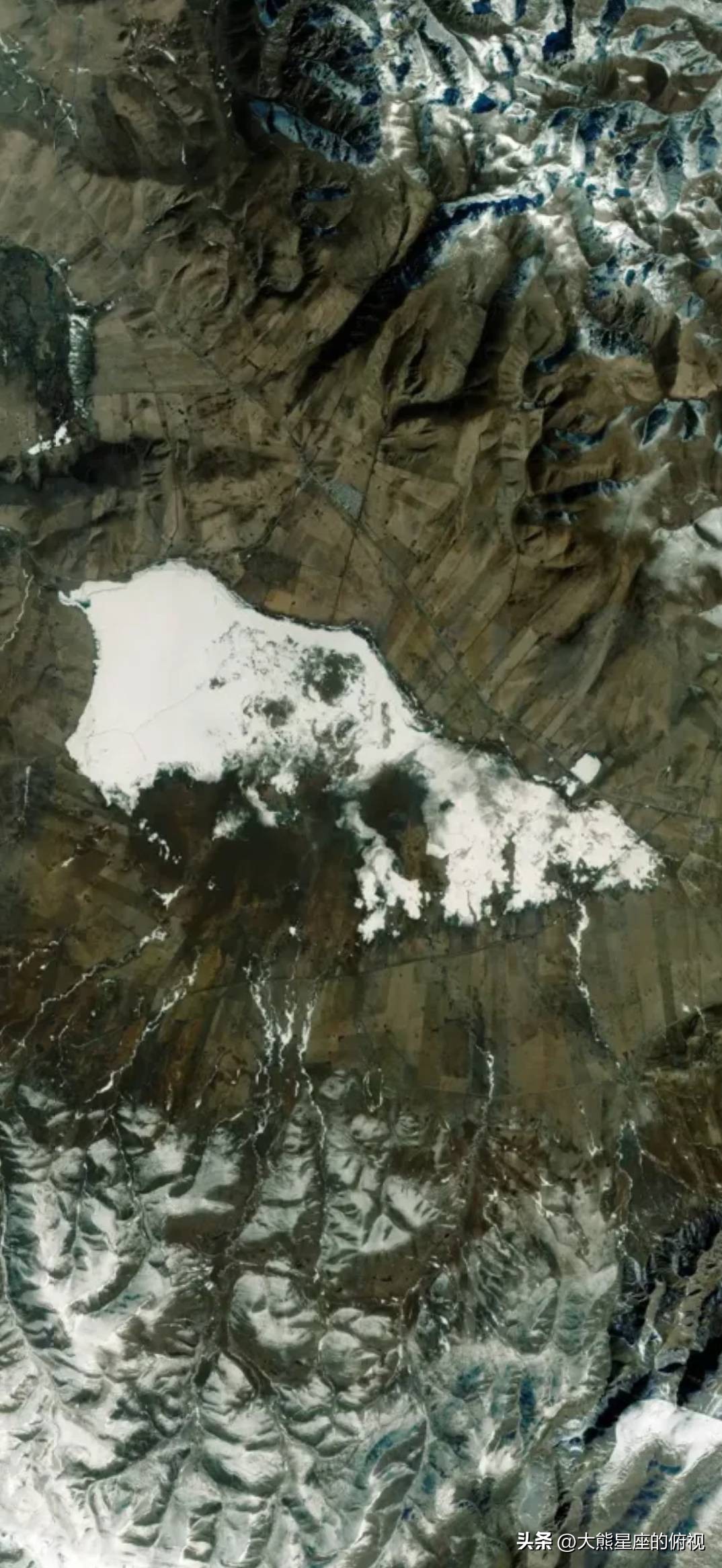 上帝视角看世界最美秋天,上帝视角看甘南