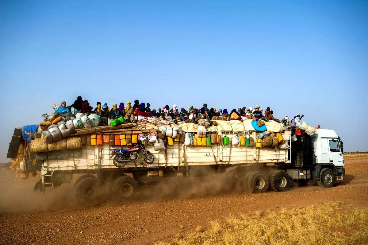 追溯仓栅货厢由来，戴上紧箍咒的蓝牌仓栅车会被蚕食吗？