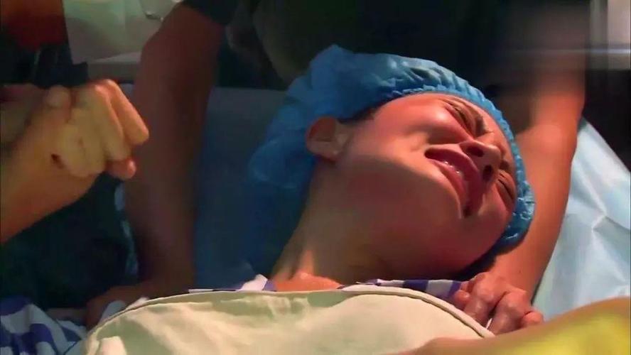 剖腹产4天老公骂我,顺产后老公嫌恶心