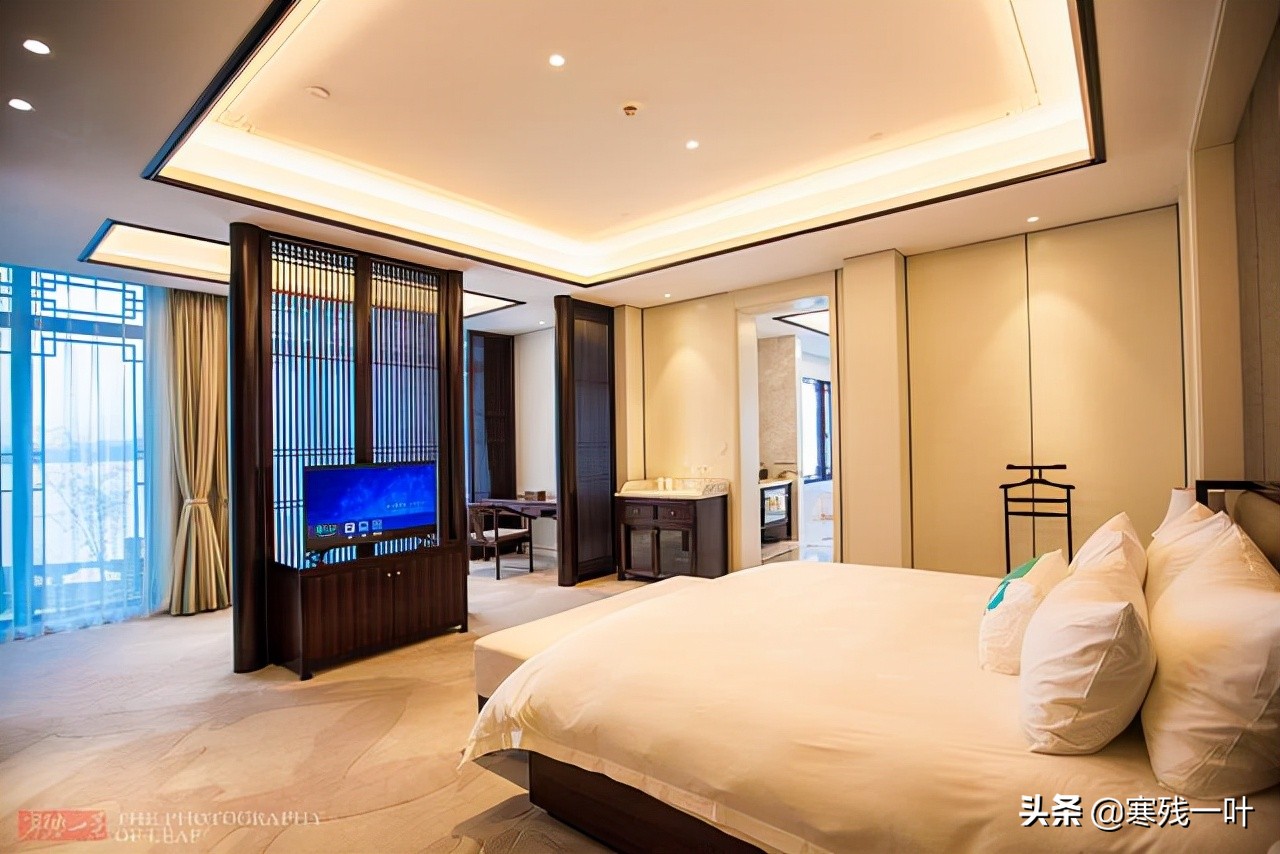 最美杭州西湖断桥夜景,杭州夜西湖美景视频