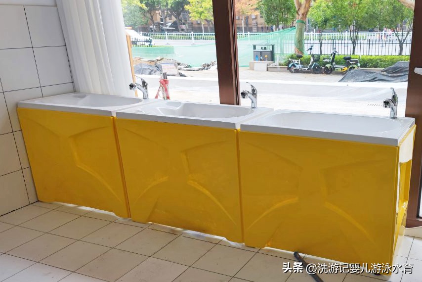 开婴儿游泳馆需要买保险吗,开一个带游泳馆的母婴店需要什么