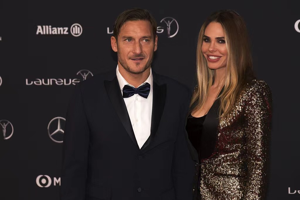 45岁托蒂揭露离婚内幕,罗马王子托蒂