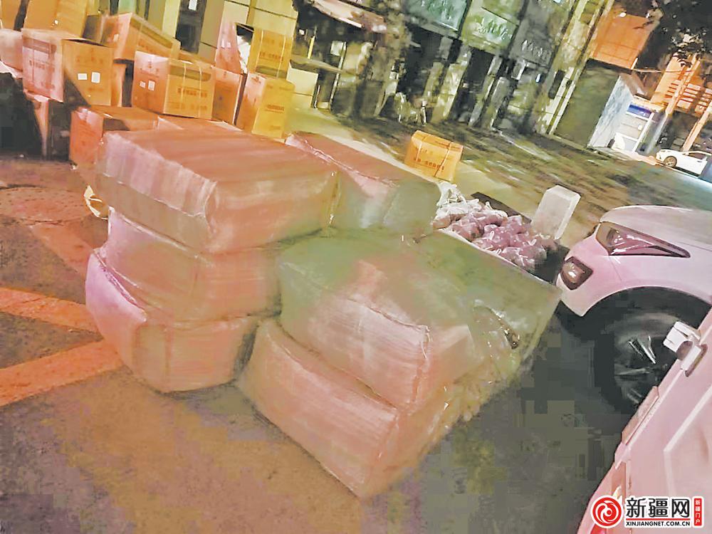 你守护城市我们守护你——应对大幅降温天气,乌鲁木齐各区县各部门提前给一线防疫人员送爱心物资