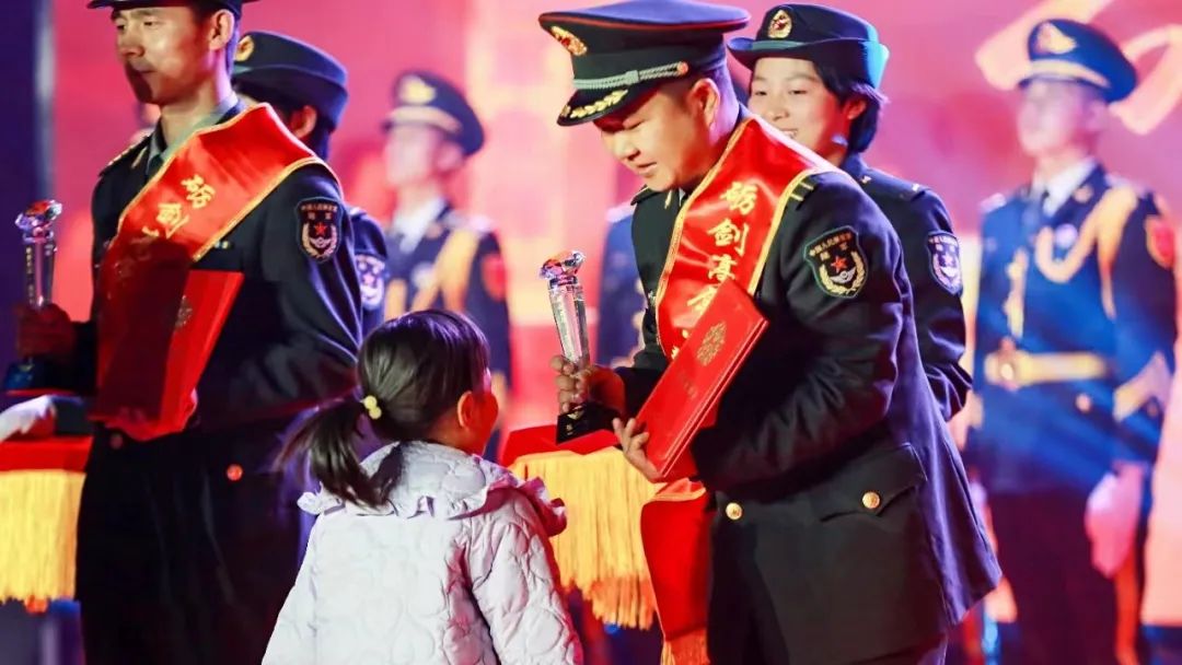 向战笃行！他们是76集团军最亮的星