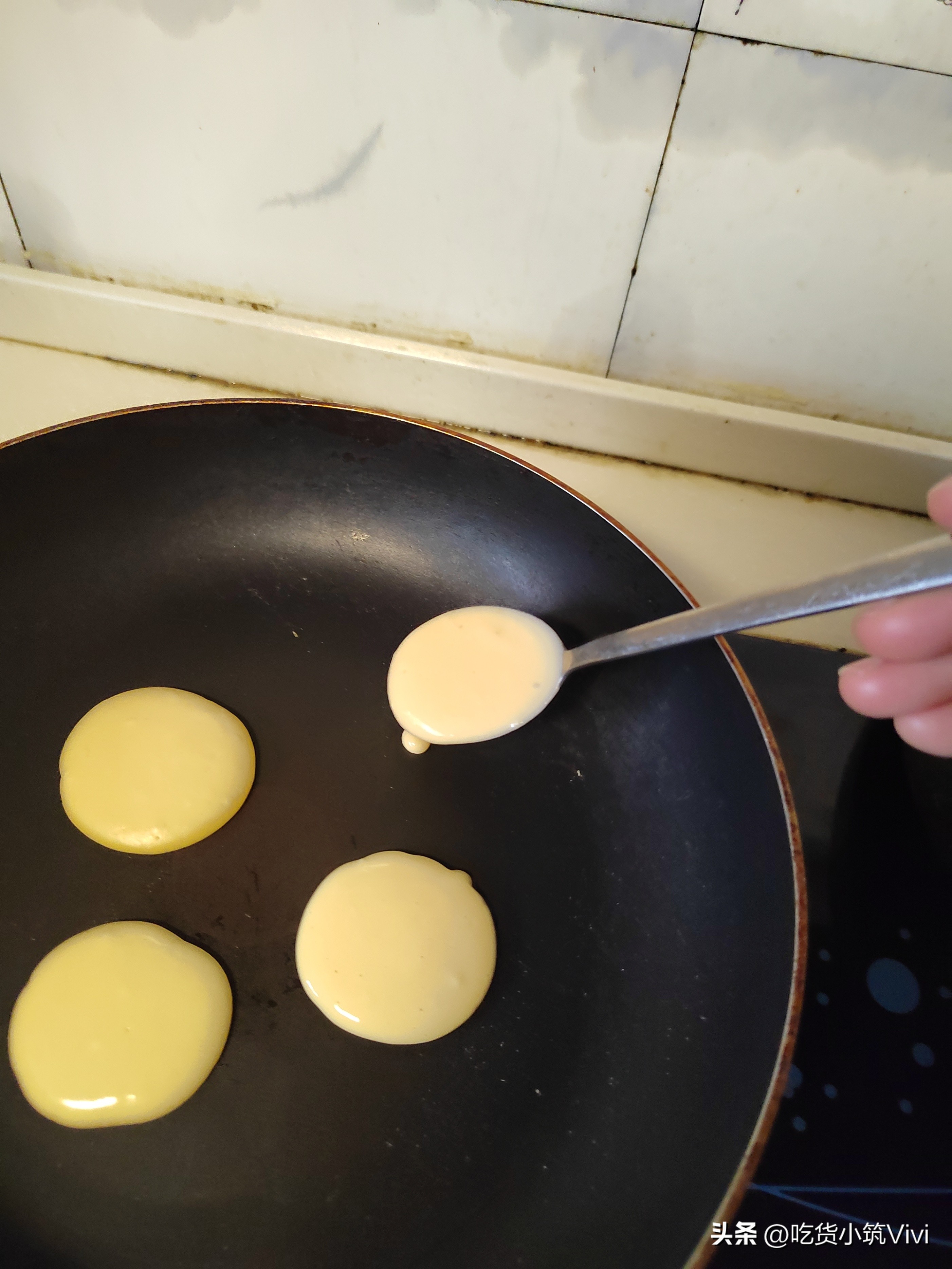 怎样做出哆啦a梦同款的铜锣烧,两种方法制作哆啦a梦记忆面包