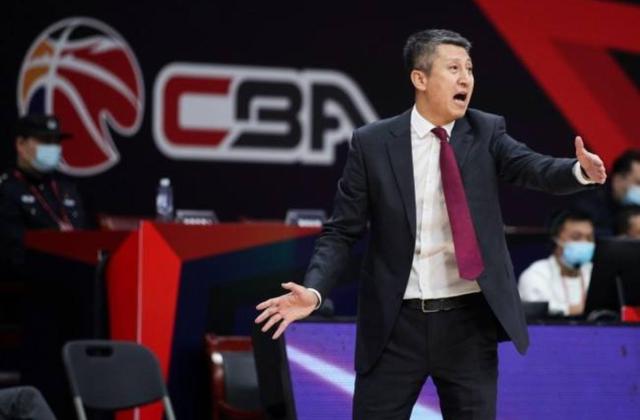 郭士强担任中国主教练,杨鸣帮郭士强挺进季后赛
