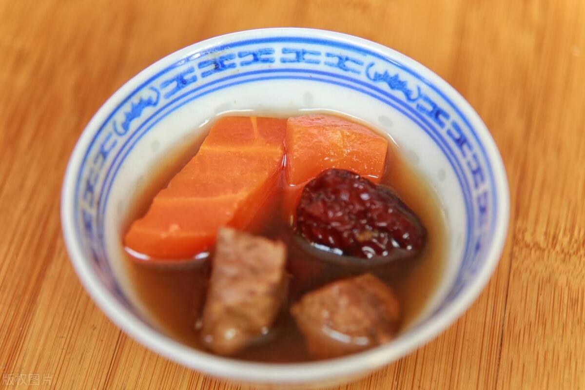 皮肤干燥脱皮怎么补救,皮肤起皮干燥脱皮怎么修复