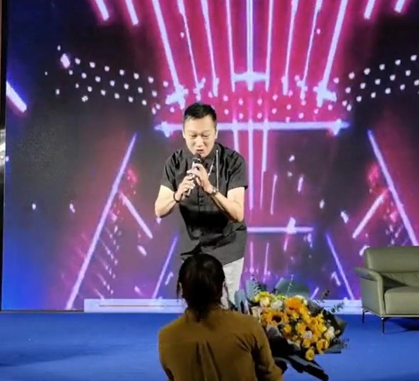 内地8位过气艺人现状,9位定居内地的过气港星