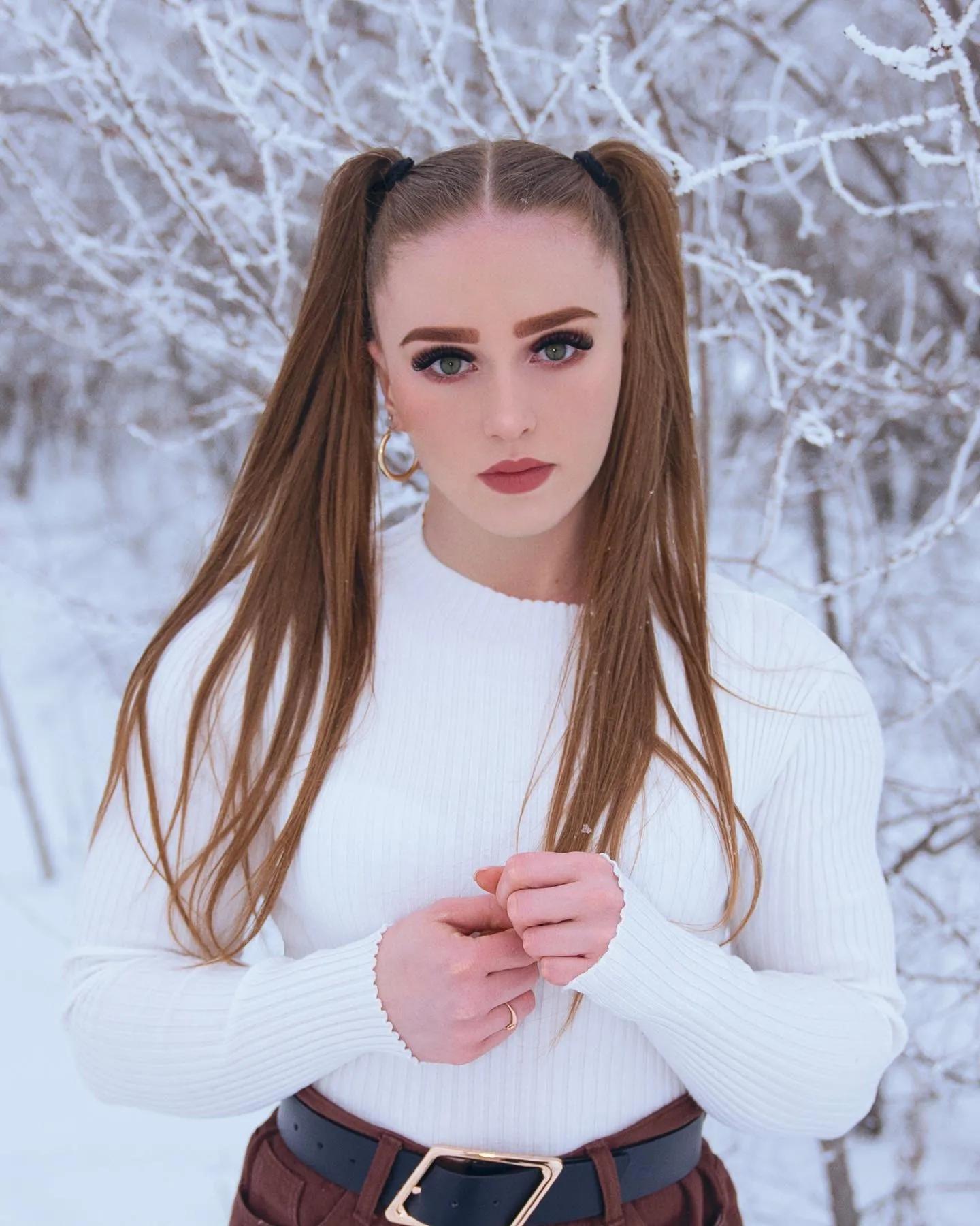 世界上最漂亮的简单的芭比娃娃,世上最漂亮的真人芭比娃娃