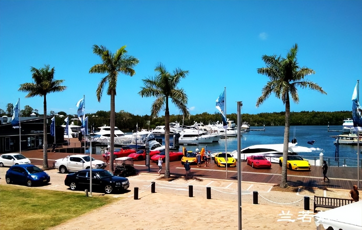 在“神仙湾”看澳洲人炫豪车，简直像车展