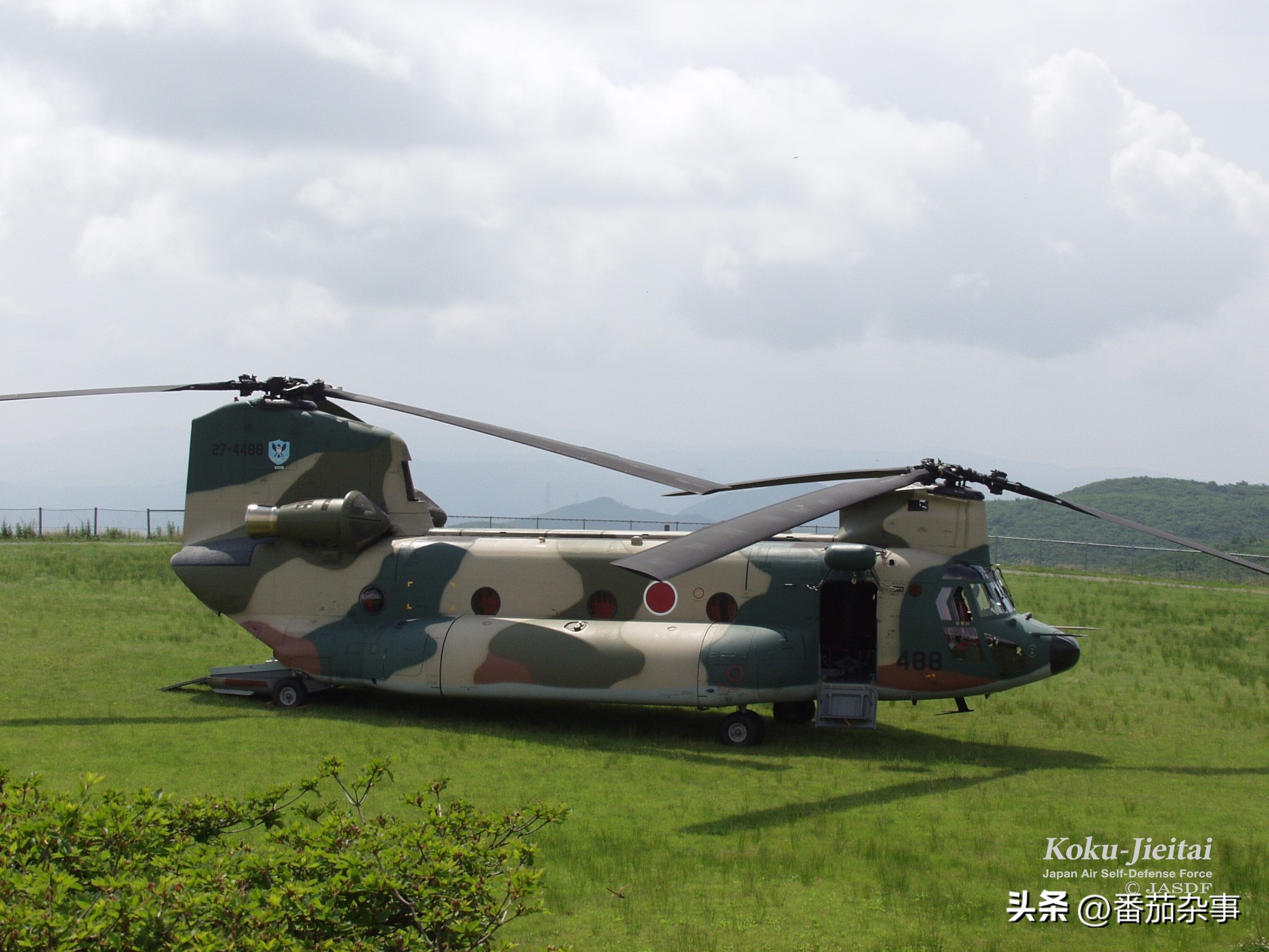 自卫队mh53直升机,日本陆上自卫队ch-47直升机