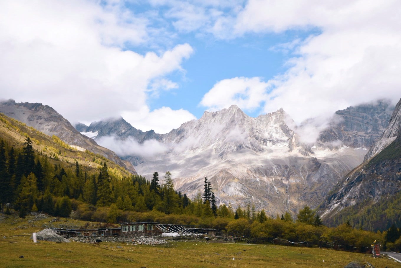 四姑娘山景区旅游攻略长坪沟,四姑娘山海子沟和长坪沟哪个好玩