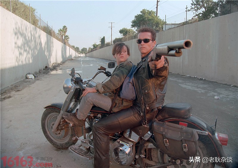 终结者2电影解析,科幻电影解说终结者2