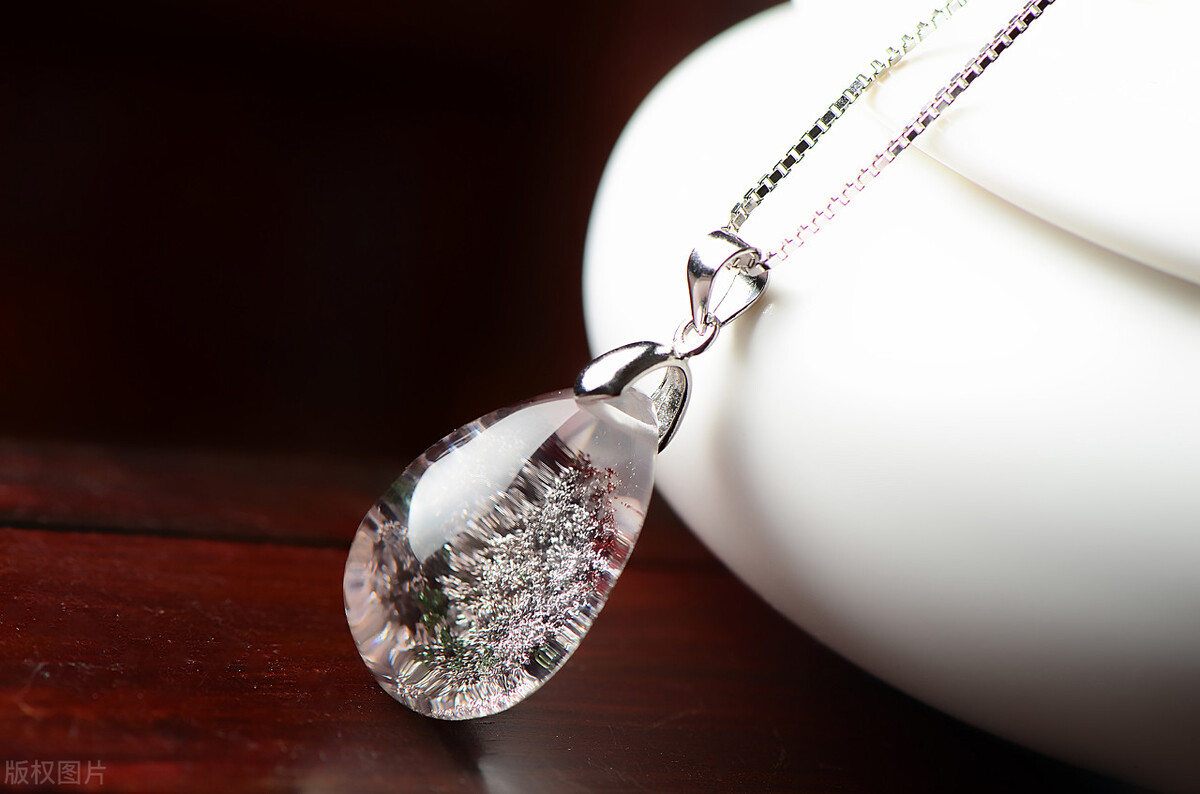 东海水晶市场最值得买的水晶,东海水晶都是天然水晶吗