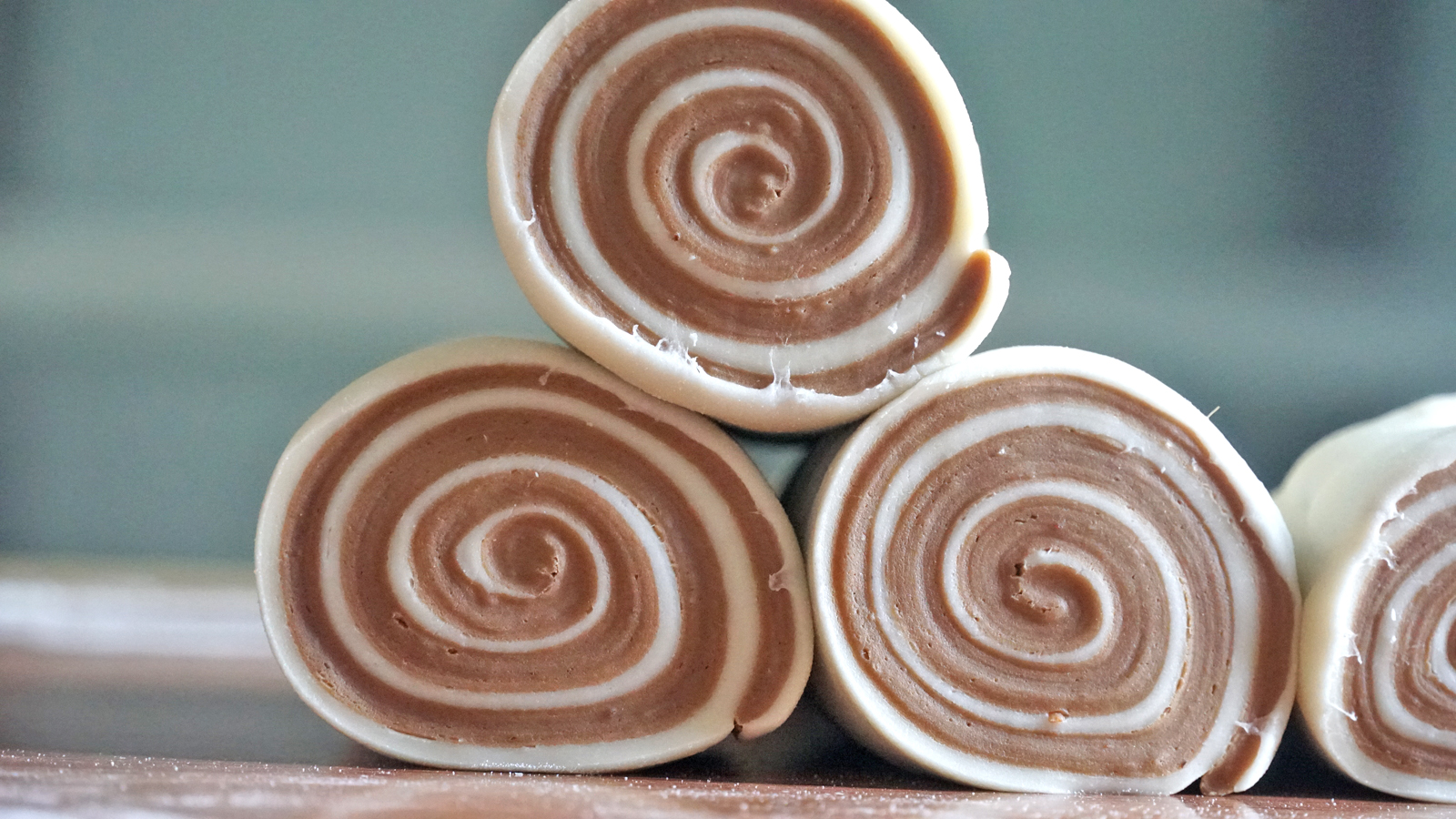 面粉这样做酸甜可口出锅瞬间抢光,面粉的独特做法每一口都酥掉渣