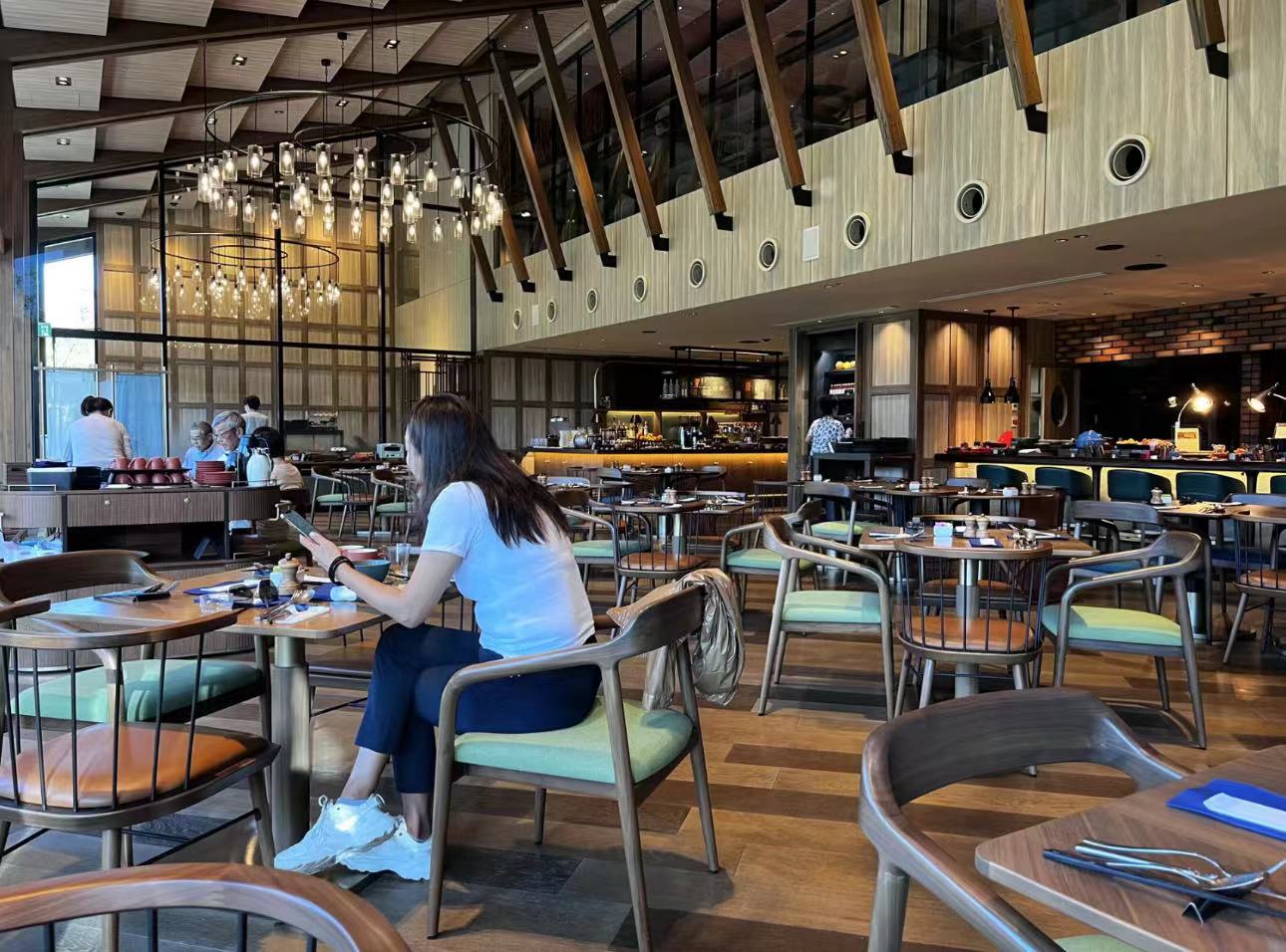 徐静蕾休闲,徐静蕾海边度假照