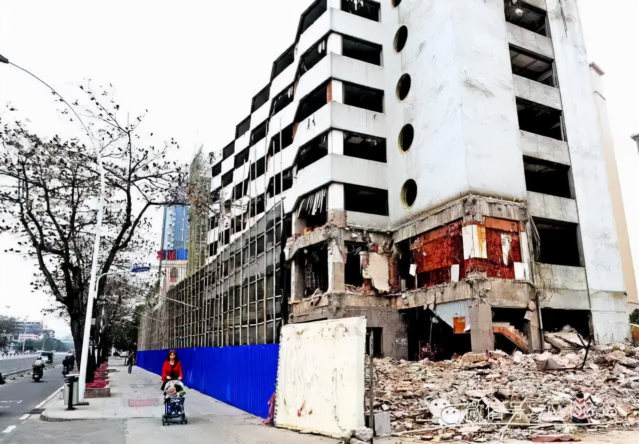 火爆全网的张同学家用的电饭锅，竟然产自湛江，你家肯定也有！