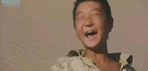 五位长得丑却娶了白天鹅的男星,5位长得丑却娶了白天鹅的男星