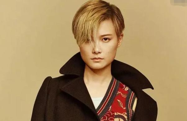 这一次，被撕下“遮羞布”的李宇春，给内娱明星“好好上了一课”