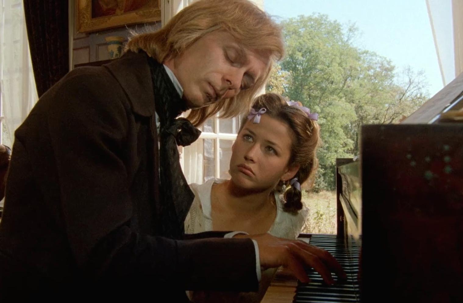 苏菲玛索为艺术奉献的电影叫什么,苏菲玛索为艺术奉献照片