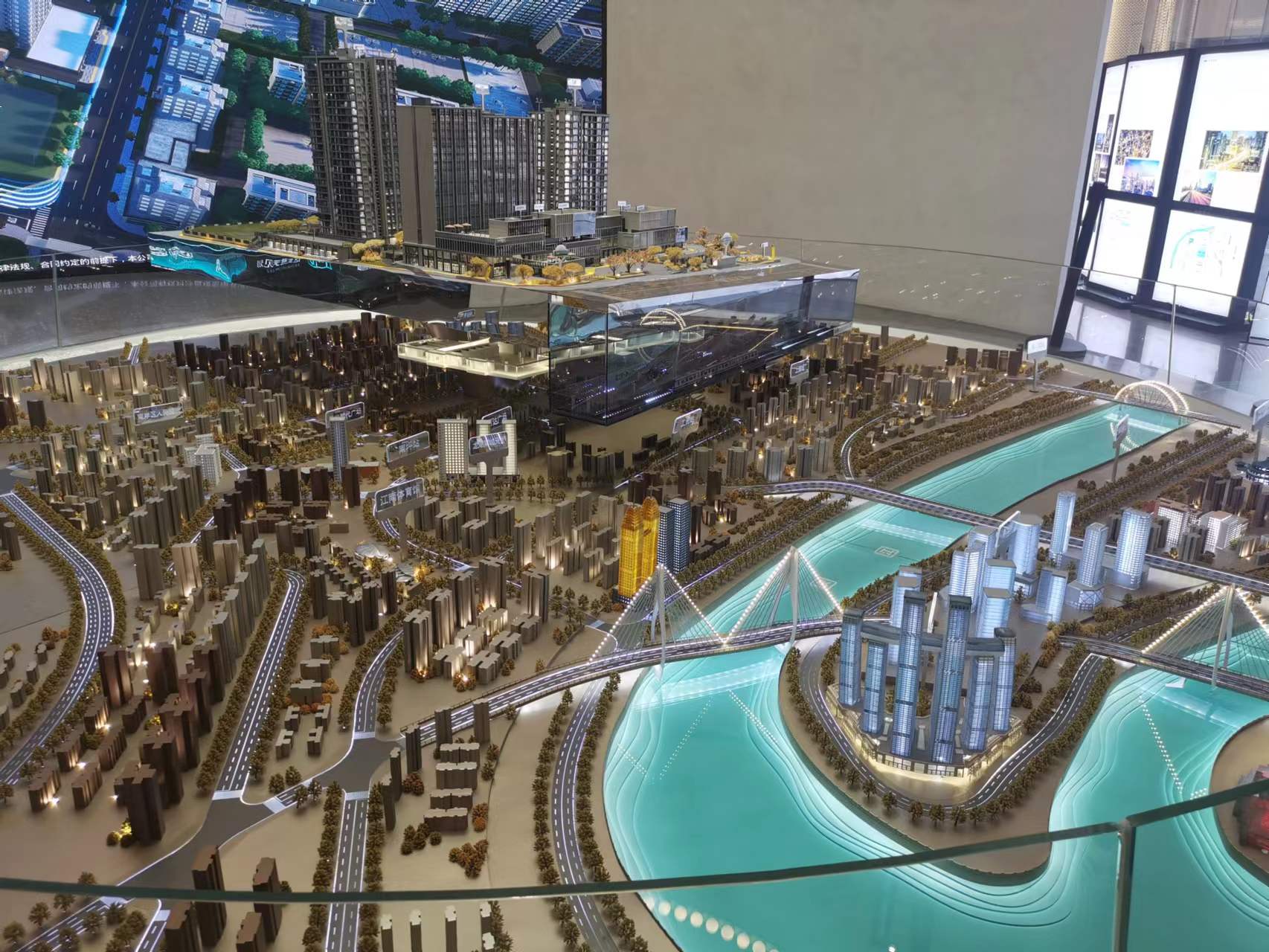 重庆卓越天元实景,卓越天元重庆南坪三期