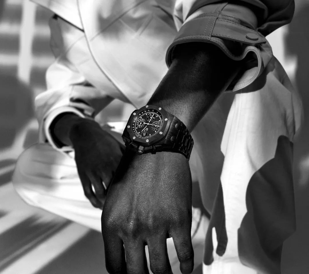 既商务又休闲的机械表推荐,时尚适合上班族佩戴的万元机械表