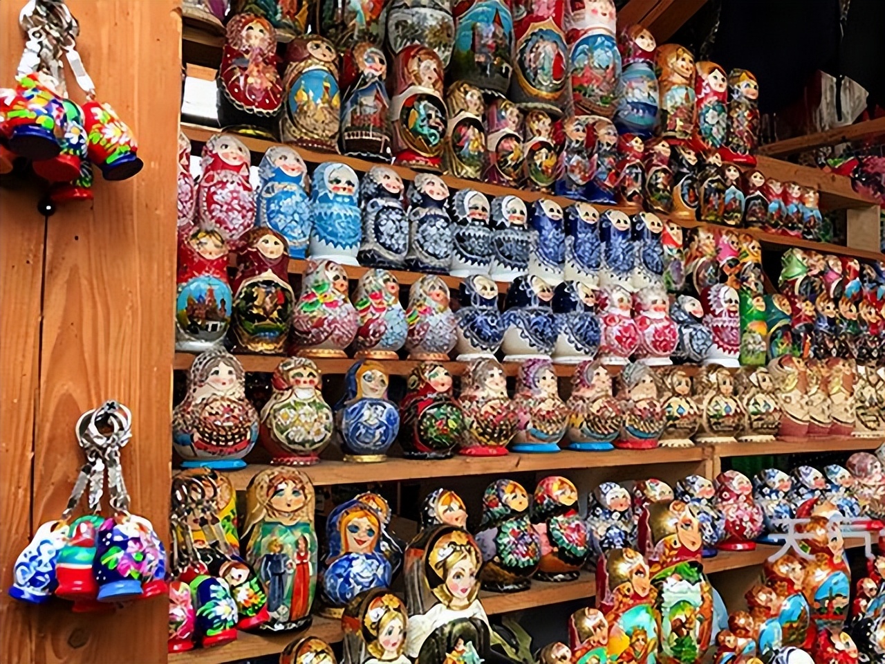 俄罗斯姑娘靠什么生活好,俄罗斯姑娘中国淘金