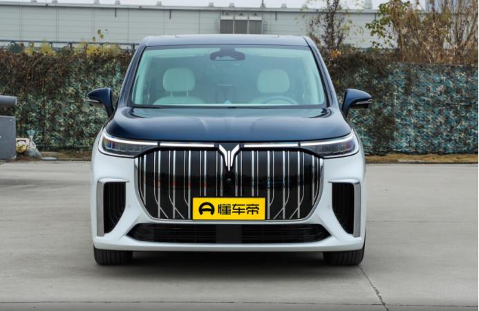 岚图梦想家mpv混动版缺点,岚图梦想家ev2024款自动驾驶