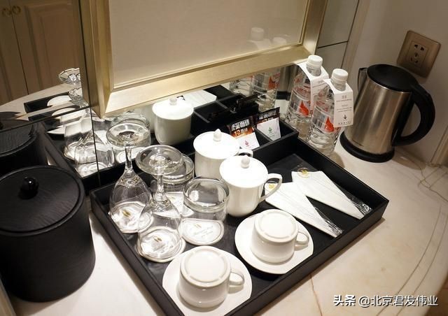 宾馆房间用网络信号放大器,民宿酒店走廊安装网络信号放大器