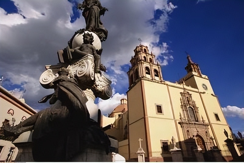 拉丁美洲为什么被西班牙征服,西班牙征服拉丁美洲