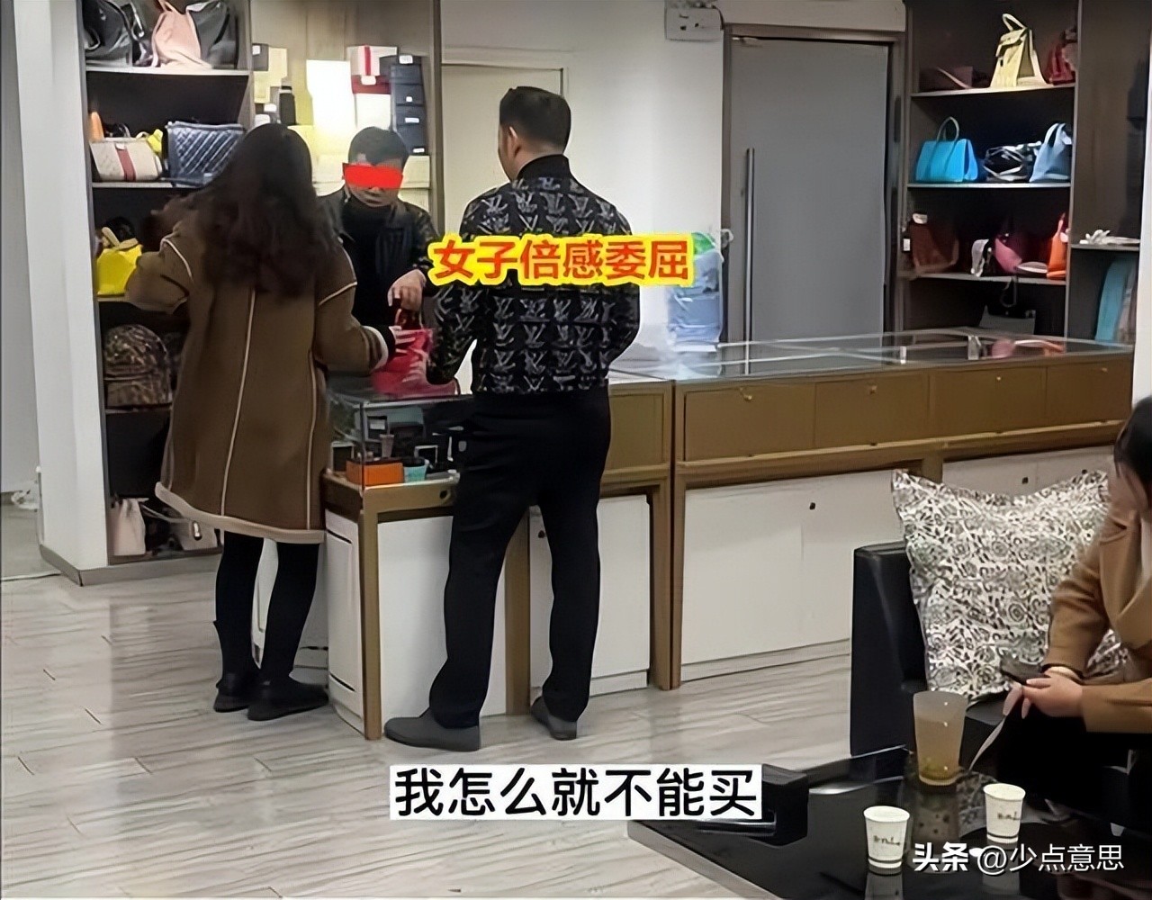 江苏:女子花5万8买包,月薪4000的丈夫非要退,女子:闺蜜都有啊