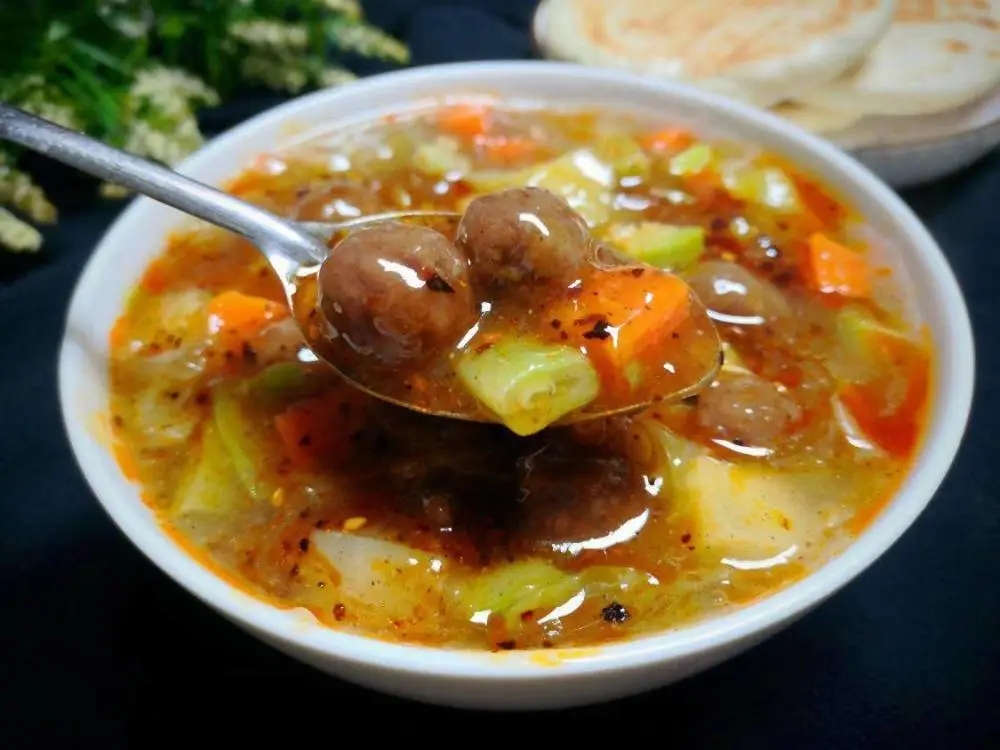 舌尖上的中国菜——浅论全国各地的特色美食